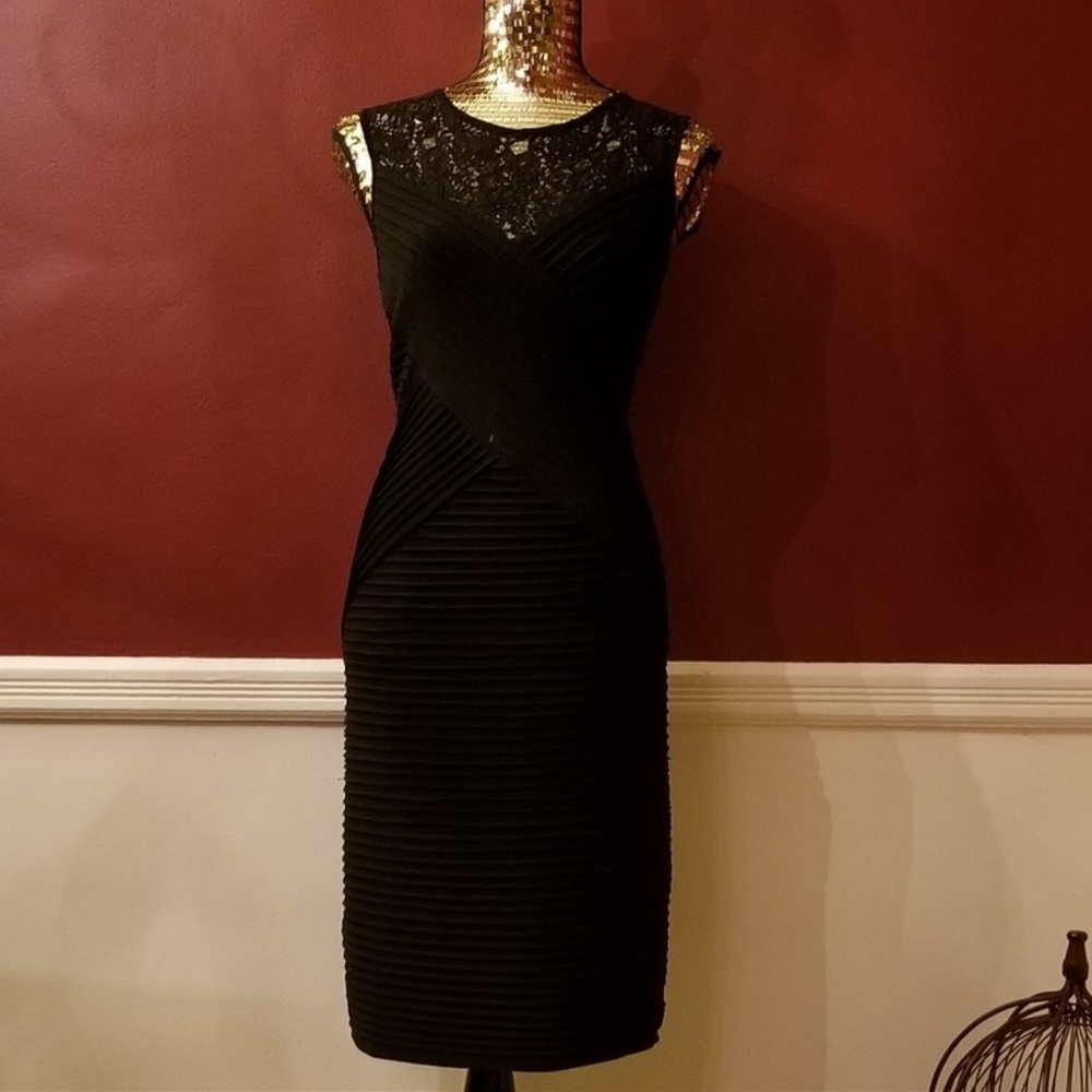 Calvin Klein Lace Detailed Pleated Sheath Dress